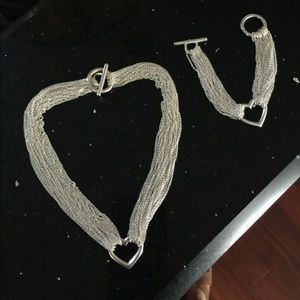 TIFFANY & CO. NECKLACE AND BRACELET SET